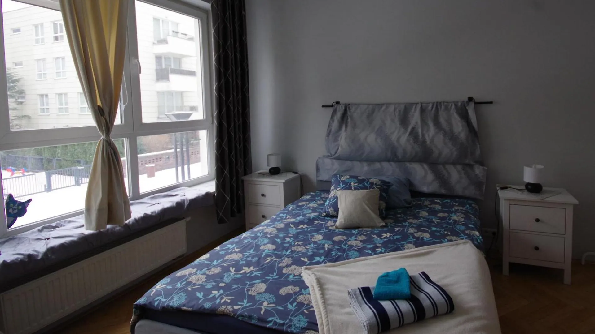 Homestay Totutotam Apartment Warsaw Poland